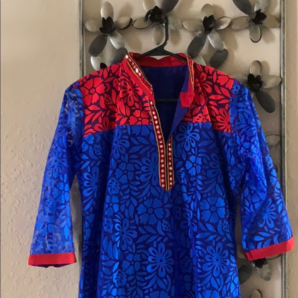 Kurts or kurti